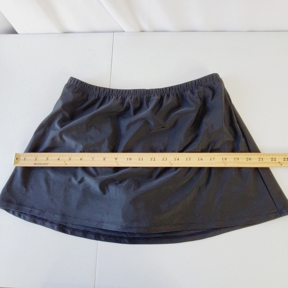 NWT Carolinas Saltwater Swim Skirt Size 12 Black Full Coverage Swim Bottom Beach - Picture 3 of 10